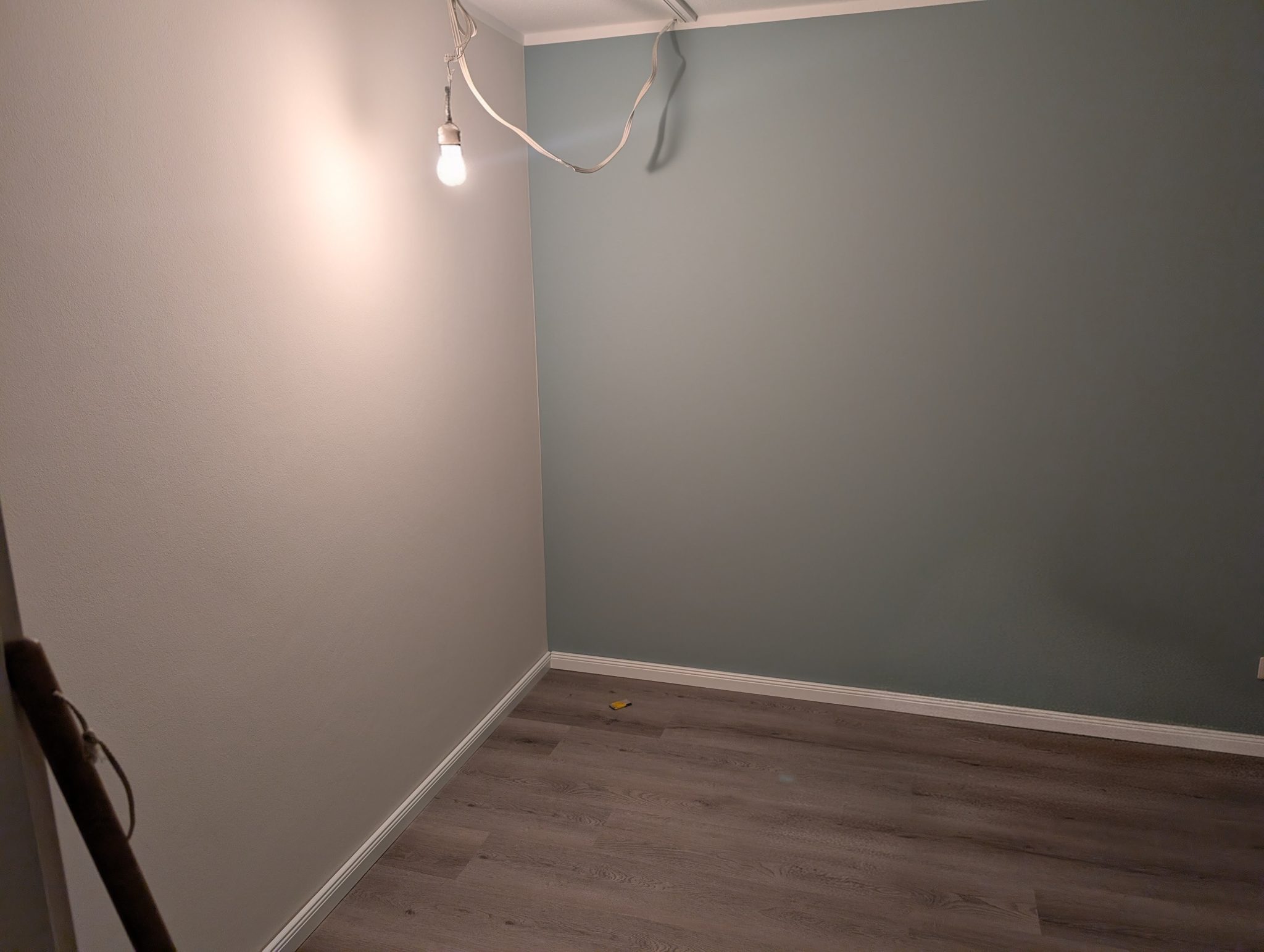 pxl 20251214 192332862.mp~2